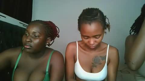 hottie_mistie online show from 19, 4, 2026