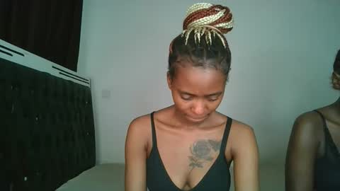 hottie_mistie online show from 30, 4, 2026