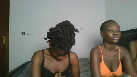 Snapshot of hottie_mistie chatting on 28, 6, 2026 hottie_mistie online show from 28, 6, 2026