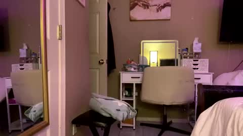 hottiewithabody101 online show from 28, 9, 2025