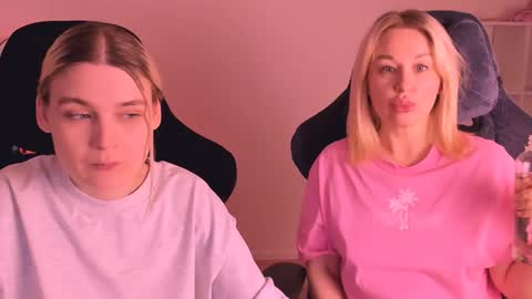 Nessie and Jessie online show from 3, 1, 2025