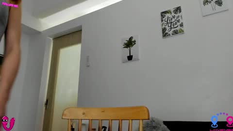 Snapshot of hottycrishinaxx chatting on 12, 10, 2025 crishinahotty online show from 12, 10, 2025