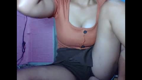 hotwild4u04 online show from 14, 12, 2024
