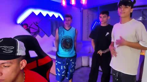 Snapshot of houseofwarrios chatting on 21, 12, 2025 we are Harry Jersi pablo and our mod talco online show from 21, 12, 2025