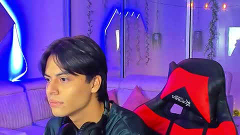 Snapshot of houseofwarrios chatting on 24, 2, 2026 we are Harry Jersi pablo and our mod talco online show from 24, 2, 2026