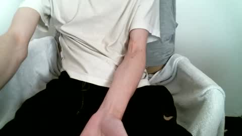 Keanu online show from 12, 2, 2026