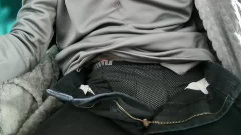 Snapshot of hugepecker131 chatting on 31, 12, 2024 hugepecker131 online show from 31, 12, 2024