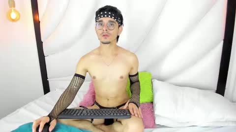 Snapshot of hugo_cooper chatting on 24, 2, 2025 HUGO online show from 24, 2, 2025