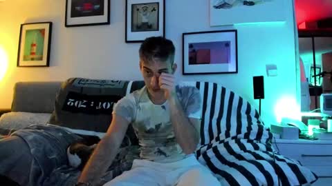 Snapshot of hugolandcam chatting on 2, 12, 2024 Hugo online show from 2, 12, 2024