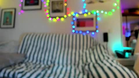 Snapshot of hugolandcam chatting on 18, 12, 2024 Hugo online show from 18, 12, 2024