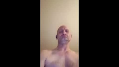Snapshot of hummelrobert757 chatting on 13, 5, 2026 hummelrobert757 online show from 13, 5, 2026