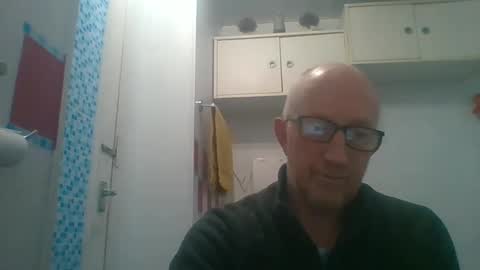 hung69foryou online show from 15, 12, 2024