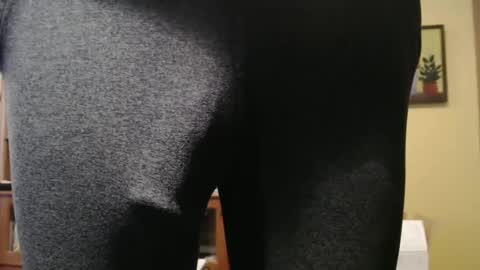 Big uncut cock dripping online show from 4, 2, 2025