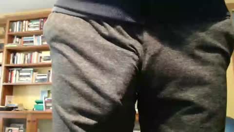 Big uncut cock dripping online show from 1, 3, 2025