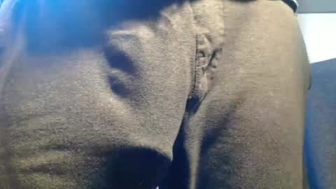 Big uncut cock dripping online show from 20, 4, 2026