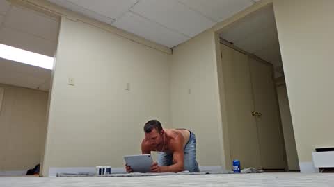 Snapshot of hunganhorny88 chatting on 5, 5, 2026 hunganhorny88 online show from 5, 5, 2026