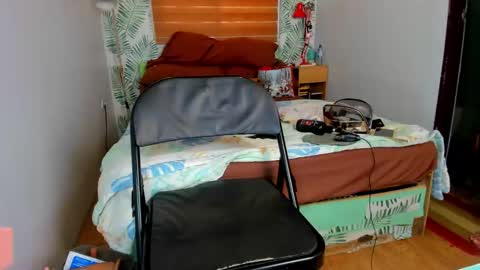 help me make 25000 tokens for my mother HEARING aid online show from 27, 2, 2026