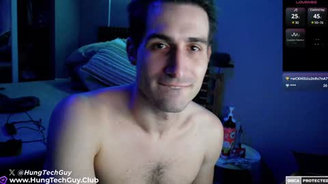 Snapshot of hungtechguy chatting on 30, 12, 2024 HungTechGuy online show from 30, 12, 2024