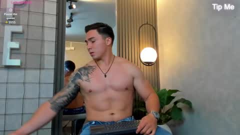hunk_ryan online show from 15, 2, 2025