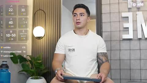 hunk_ryan online show from 23, 2, 2025