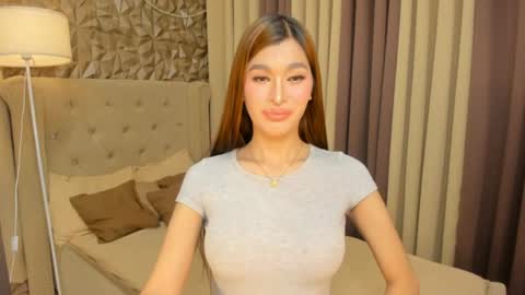 hunkhomerontop online show from 10, 6, 2026