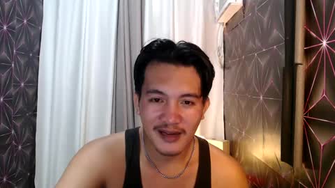 hunkylloyd online show from 28, 12, 2024