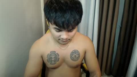 Snapshot of hunkyzeus chatting on 11, 6, 2026 hunkyzeus online show from 11, 6, 2026