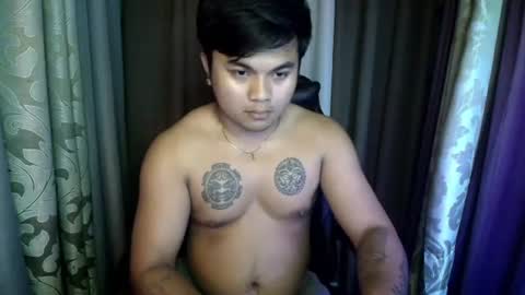 Snapshot of hunkyzeus chatting on 2, 7, 2026 hunkyzeus online show from 2, 7, 2026
