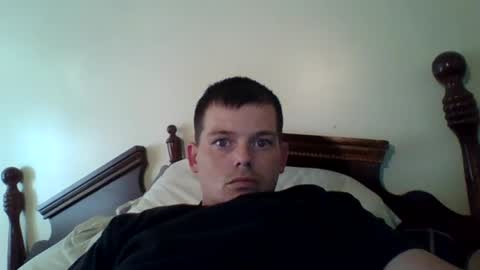 Snapshot of huntdog12 chatting on 27, 6, 2026 huntdog12 online show from 27, 6, 2026