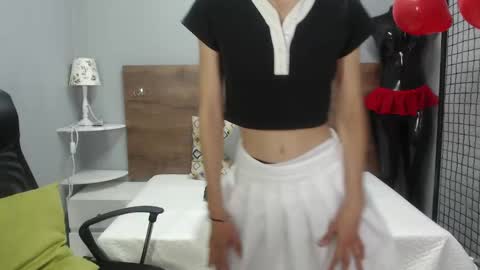 I G N I S  online show from 14, 1, 2025