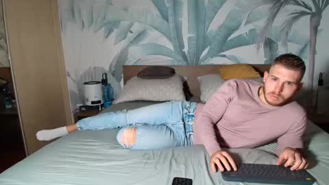 Hunter Bridges online show from 22, 11, 2025