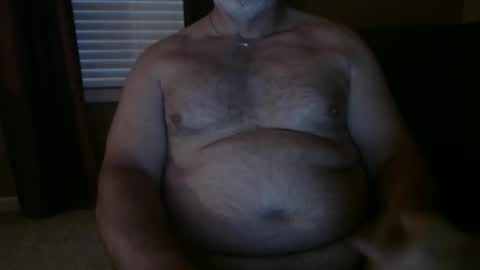 Snapshot of huntermark1 chatting on 8, 10, 2025 huntermark1 online show from 8, 10, 2025
