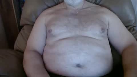 Snapshot of huntermark1 chatting on 1, 2, 2026 huntermark1 online show from 1, 2, 2026