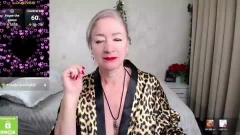 Snapshot of hunters_woman chatting on 23, 2, 2026 Irena online show from 23, 2, 2026