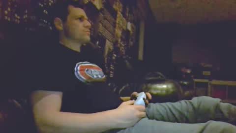 Snapshot of hurley7890 chatting on 2, 5, 2026 hurley7890 online show from 2, 5, 2026