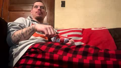 husbandandwife2011 online show from 15, 2, 2025