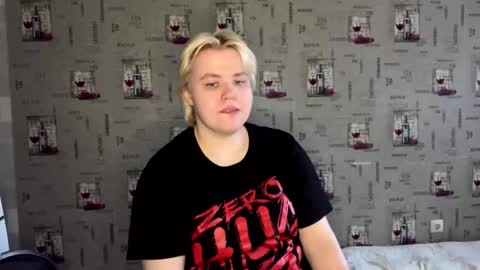 Snapshot of husk_ryan chatting on 31, 10, 2025 Ryan online show from 31, 10, 2025