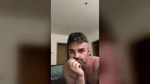 huskiesworld1987 online show from 15, 7, 2026