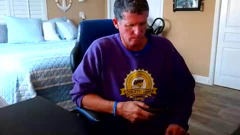 Snapshot of hvacstud4 chatting on 8, 2, 2026 hvacstud4 online show from 8, 2, 2026