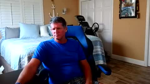 Snapshot of hvacstud4 chatting on 25, 2, 2026 hvacstud4 online show from 25, 2, 2026