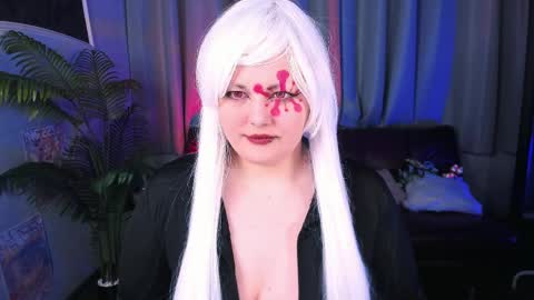 Snapshot of hwasamoore chatting on 4, 4, 2026 Hwasa online show from 4, 4, 2026