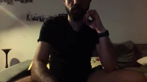 Snapshot of hydraengea chatting on 15, 3, 2026 IVY online show from 15, 3, 2026