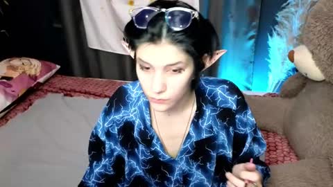 Hyeon Jin online show from 13, 1, 2025