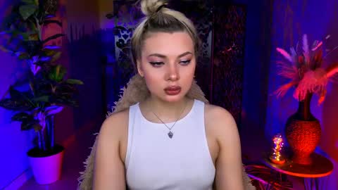 hyileyclark online show from 27, 5, 2026