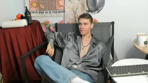 hyper_muse online show from 28, 3, 2026