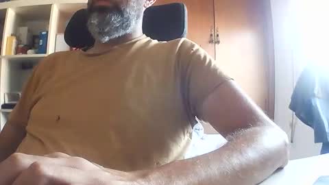 Snapshot of hyperpau chatting on 16, 9, 2025 Hyperpau online show from 16, 9, 2025