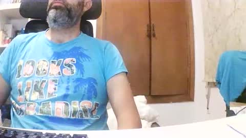 Snapshot of hyperpau chatting on 19, 9, 2025 Hyperpau online show from 19, 9, 2025