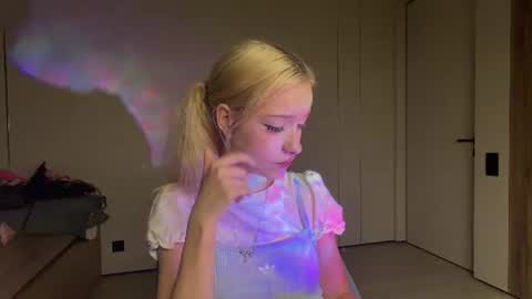 Anny online show from 22, 6, 2026
