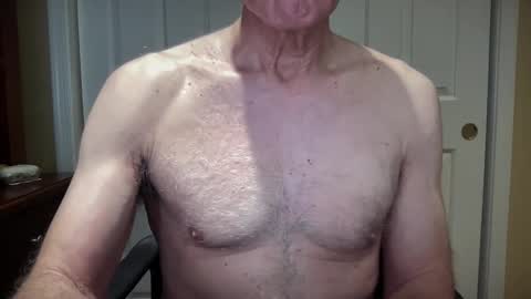 Snapshot of i8bgcq chatting on 11, 12, 2024 The Talented Mr. DILFy online show from 11, 12, 2024