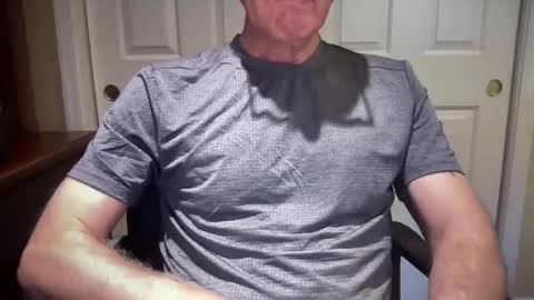 Snapshot of i8bgcq chatting on 16, 10, 2025 The Talented Mr. DILFy online show from 16, 10, 2025